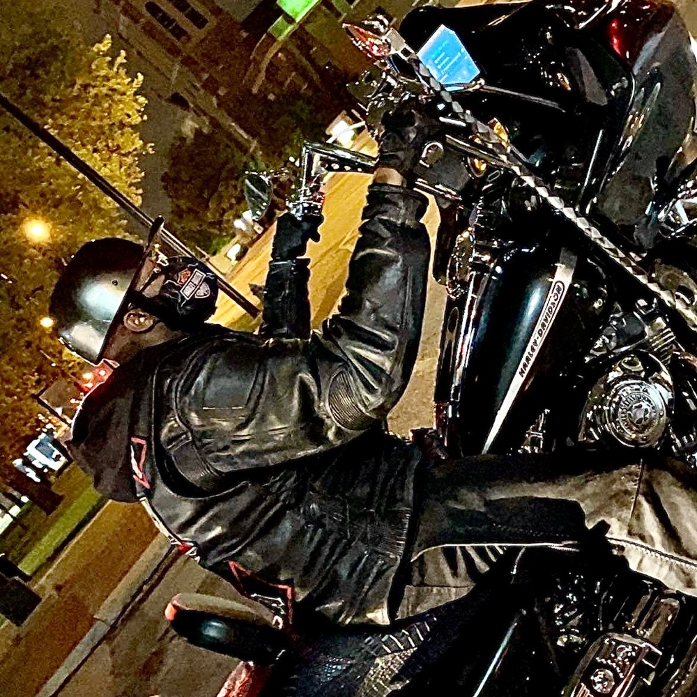 Meet your Posher, Lance